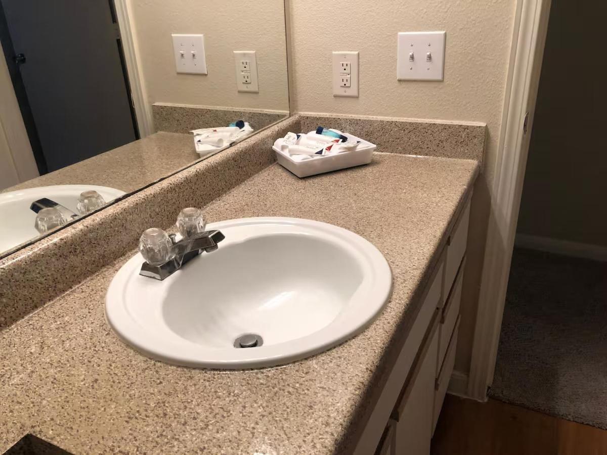 Lavish Apartment Near Houston Medical Centre 客房 照片